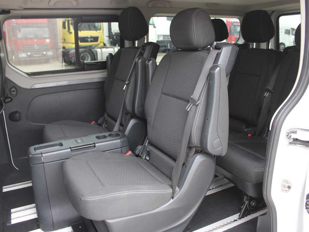 Opel VIVARO-B, 7 SEDADEL