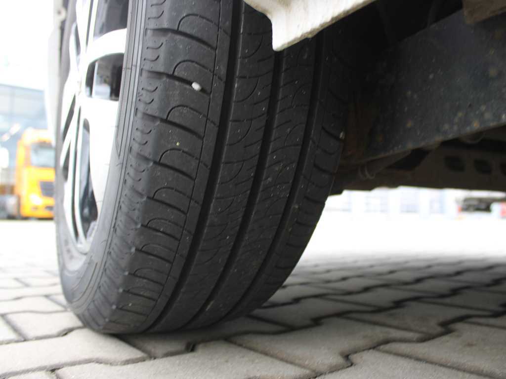Opel VIVARO-B, 7 SEDADEL