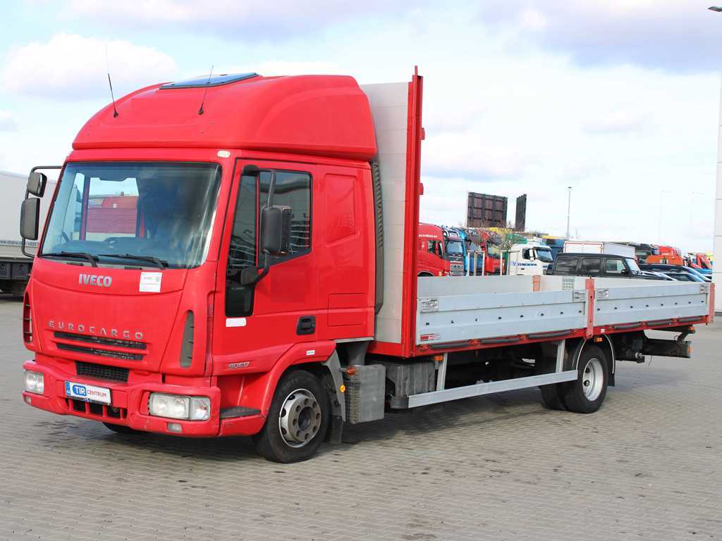 Iveco EUROCARGO ML 90 Ε 17