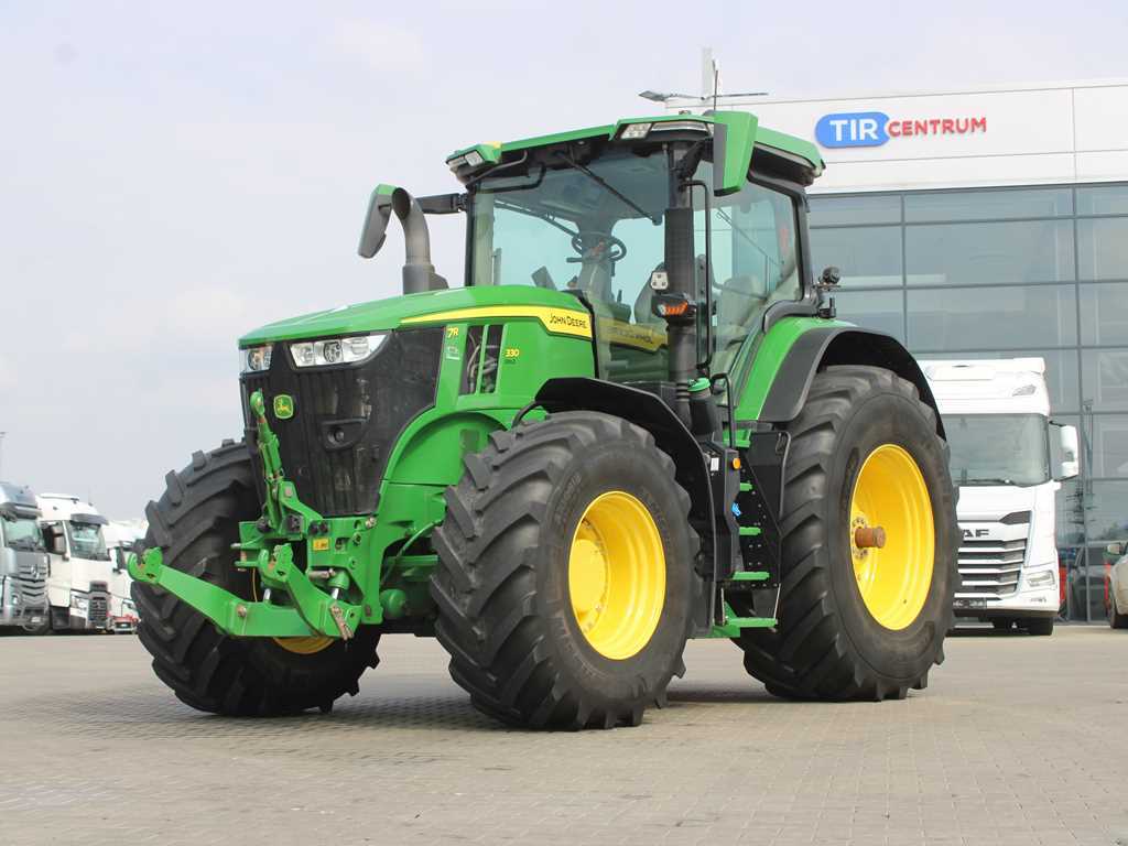 John Deere 7 R 330