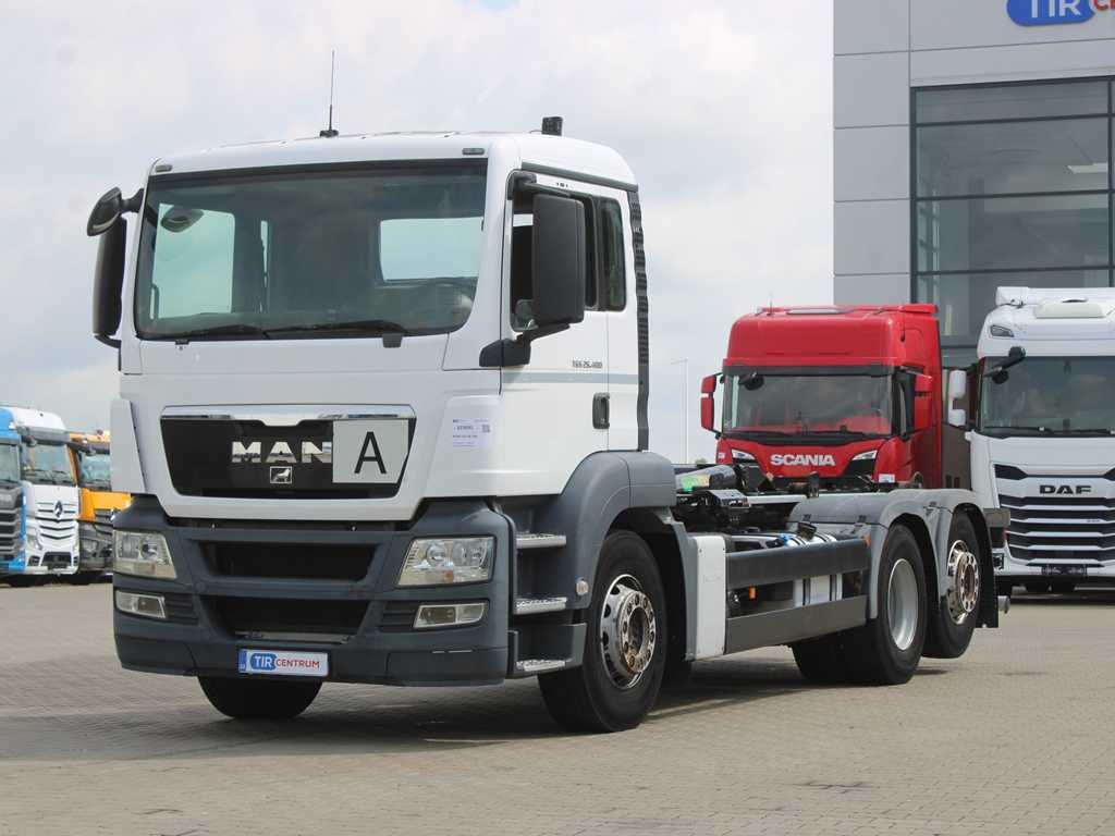 MAN TGS 26.440, 62, EURO 5, ZVEDACÍ NÁPRAVA, HÁKOVÝ NOSIČ KONTEJNERŮ