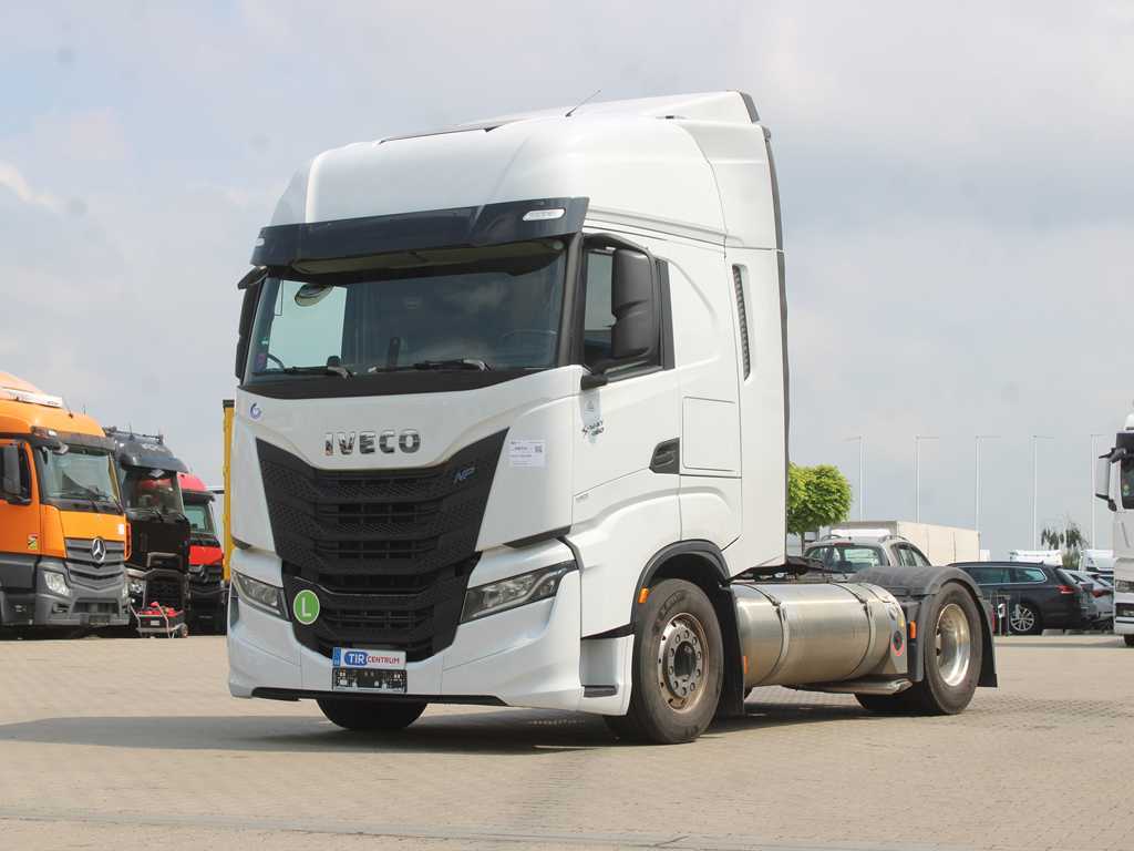 Iveco S- Way 460, LNG, EURO 6, RETARDER, NAVIGACE, NEZÁVISLÁ KLIMATIZACE