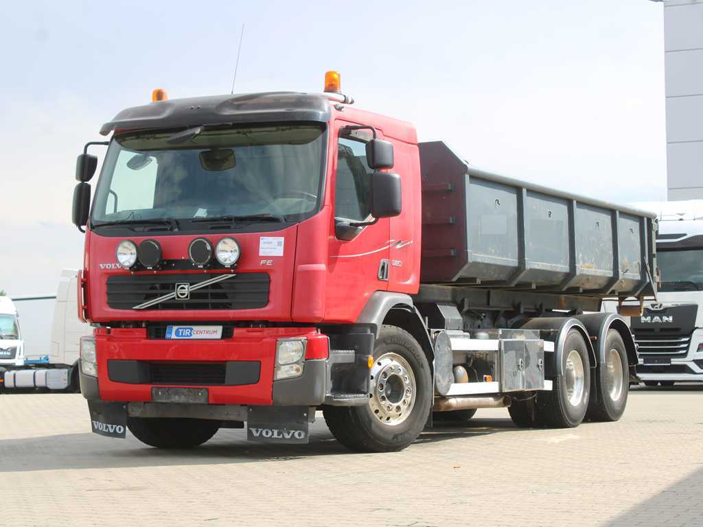 Volvo FE S 320 62 R, 6x2, HÁKOVÝ NOSIČ KONTEJNERŮ, MAJÁKY, EURO 4