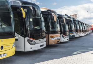 Renting a bus: What are its advantages?