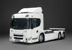 Η Scania παρουσίασε το ημιρυμουλκούμενο τρακτέρ και η τσάντα έσκασε από παραγγελίες